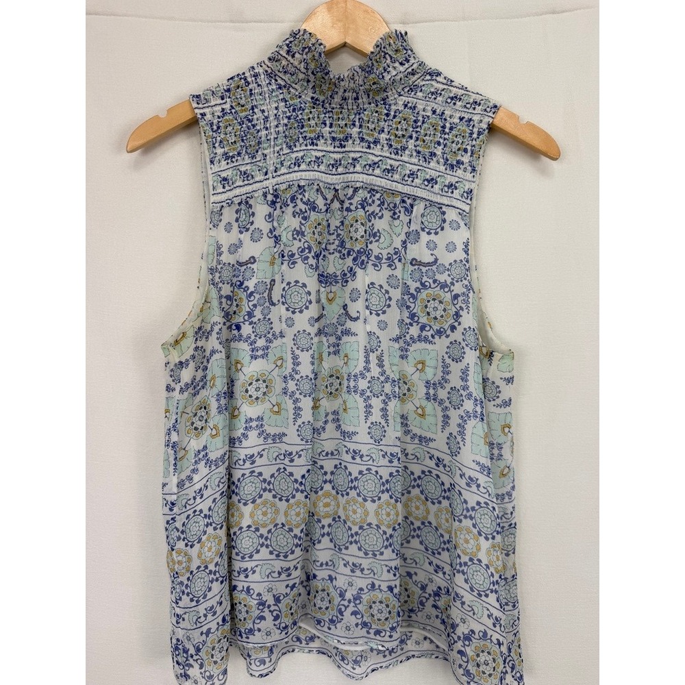 Joie Mika Smocked Silk Sleeveless Blouse Womens M White Blue Floral 9037TP04544